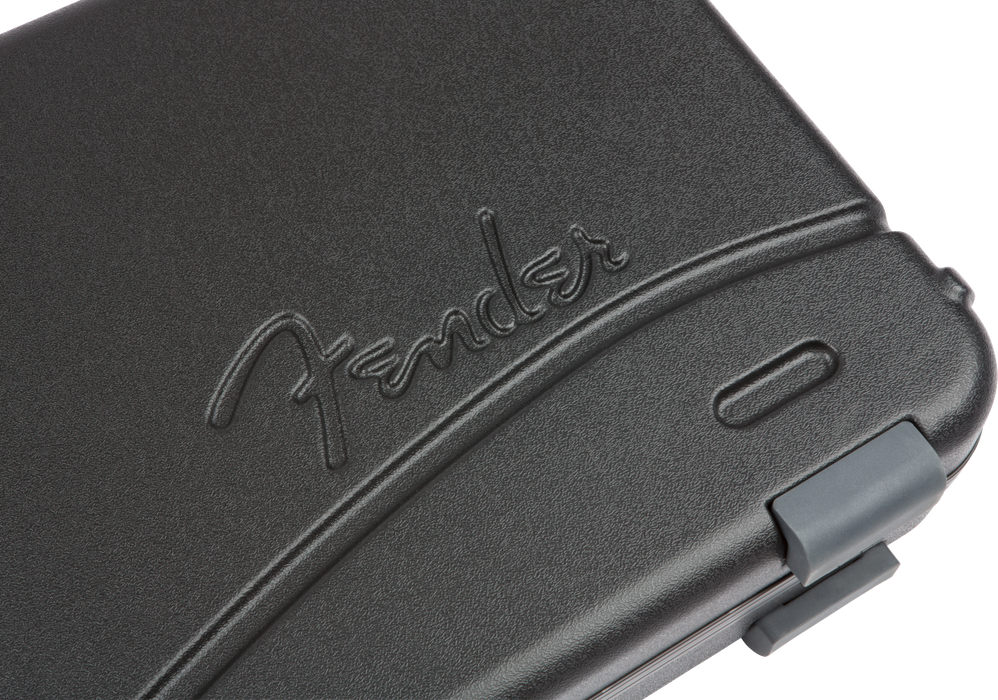 Fender Deluxe Molded Strat®/Tele® Case, Black
