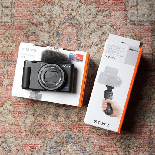 SONY ZV-1 Digital Camera + SONY GP-VPT2BT Tripod / Shooting Grip Vlogging - Guitar Warehouse