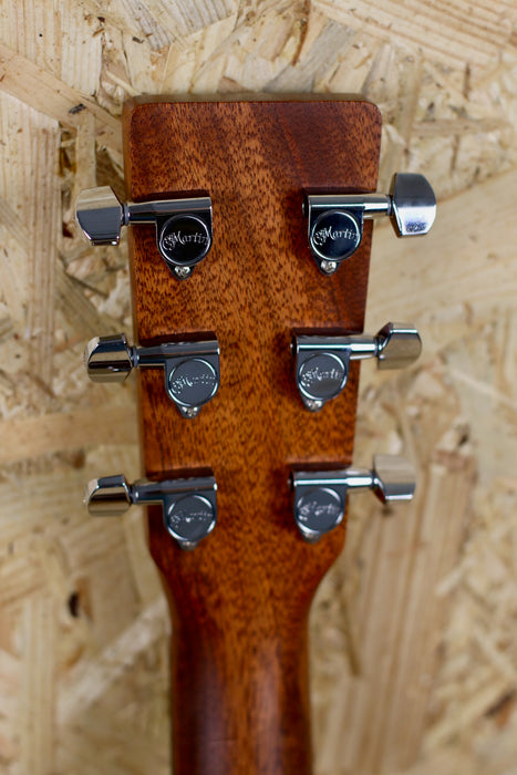 2020 Martin 000-13 Road Series Electro Acoustic Cutaway w/ Martin Hardcase - Pre-owned