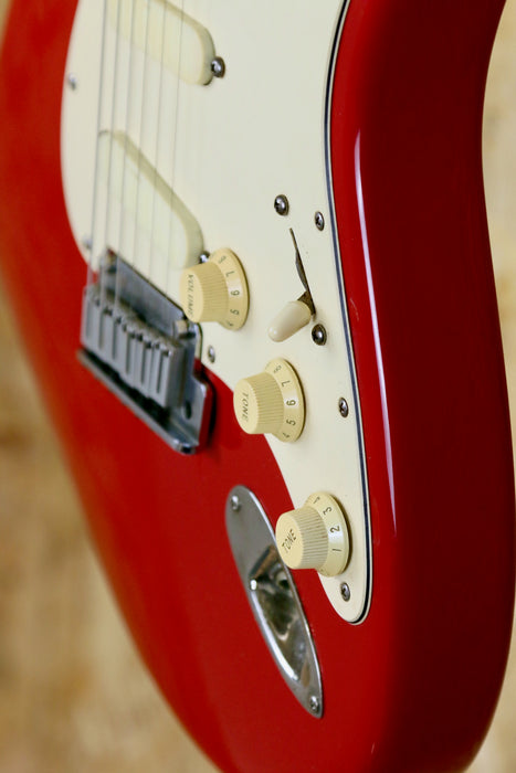 1987 Fender Stratocaster Plus in Red w/Lace Sensor + Original Case - Pre-owned