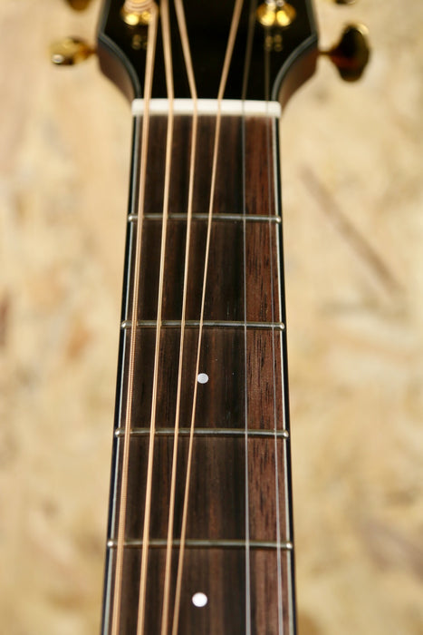 Cort Gold OC6 Electro Acoustic Cutaway Spruce/Mahogany All Solid Woods w/Gigbag - Pre-owned