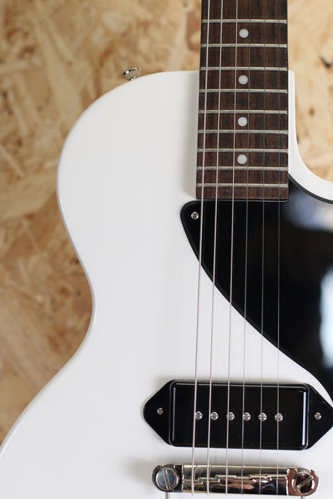 2022 Epiphone Billie Joe Armstrong Les Paul Junior in White w/OHSC - Pre-owned