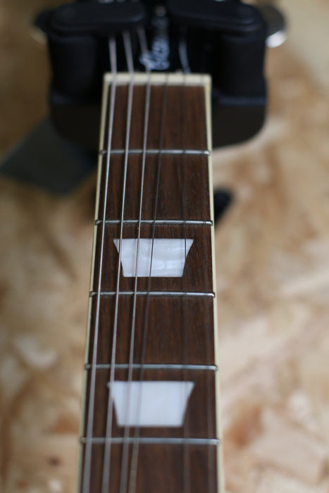 2021 Epiphone Les Paul Classic Worn, Worn Metallic Gold - Pre-Owned