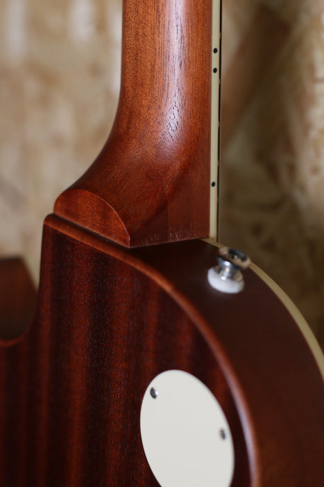 2021 Epiphone Les Paul Classic Worn, Worn Metallic Gold - Pre-Owned