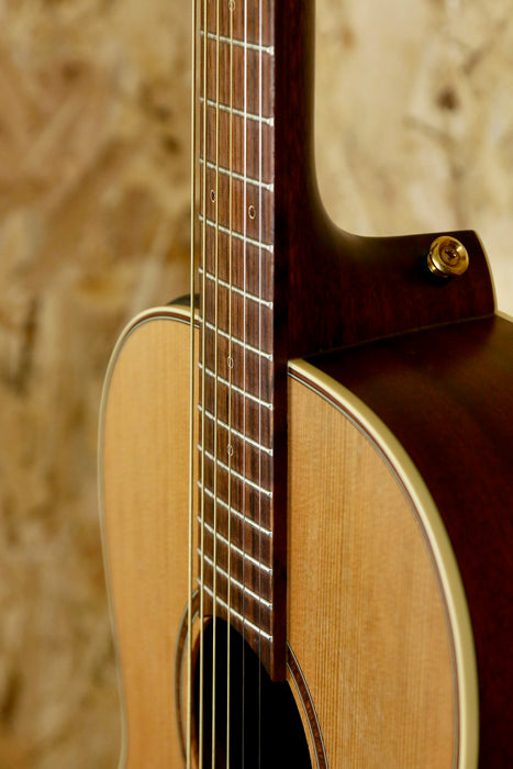Takamine P3NY New Yorker Parlour Style Acoustic Guitar - with original hardcase - Pre Owned