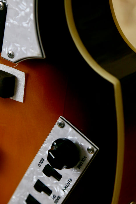 Hofner Ignition Violin Bass Guitar in Sunburst - B-Stock