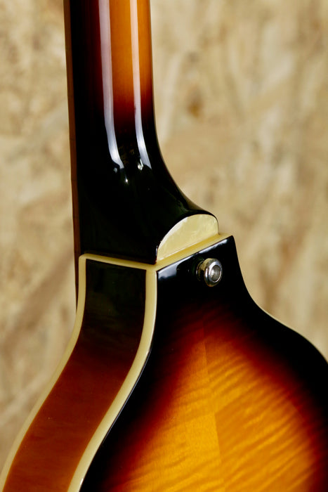 Hofner Ignition Violin Bass Guitar in Sunburst - B-Stock