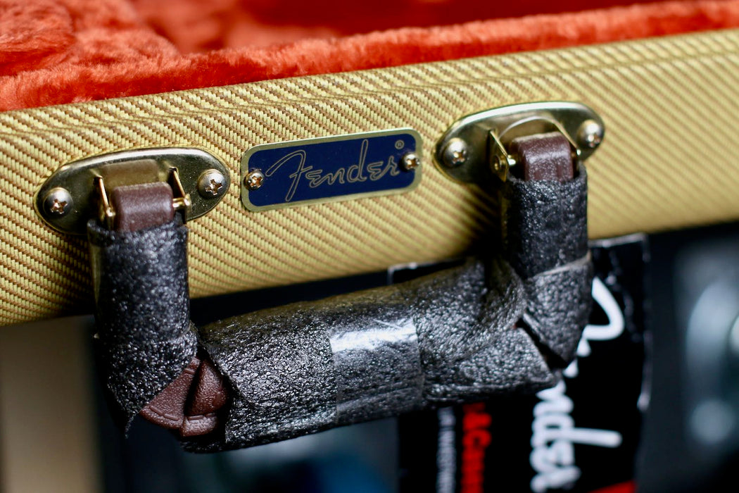 2018 Fender Classic Series '60s Stratocaster Nitro Lacquer, Pau Ferro Fingerboard, Fiesta Red w/Fender Hardcase + Custom Shop Pickups - Pre-owned