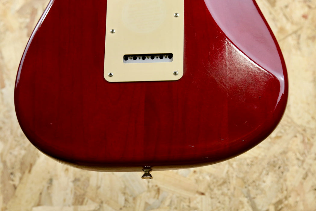 2006 Fender Highway One USA Stratocaster 70's Headstock in Wine Red w/Hardcase - Pre-owned