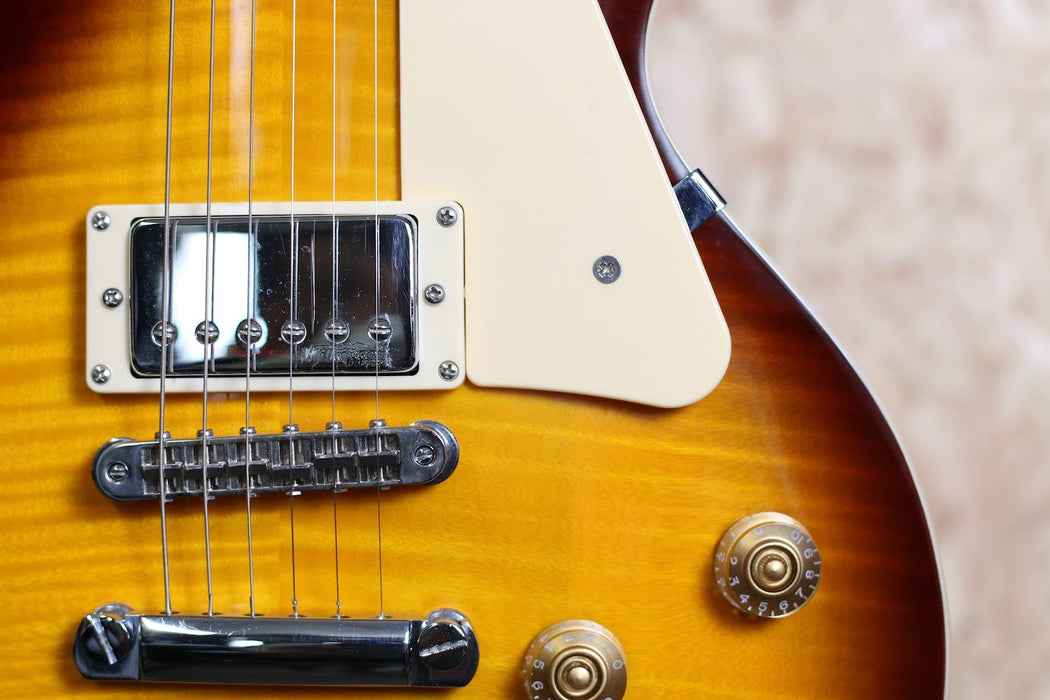 Vintage V100 Electric Guitar Flamed Iced Tea Burst - Pre-owned