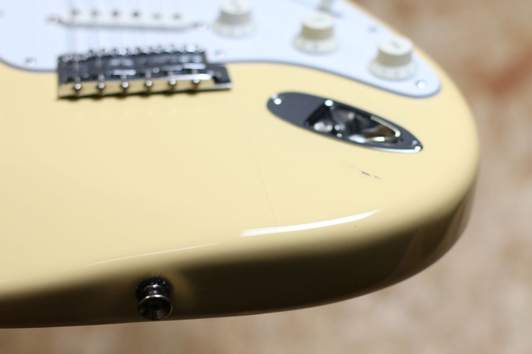 2013 Fender Japan MIJ Stratocaster LTD Edition '72 Vintage White w/Maple Fingerboard - Pre-owned