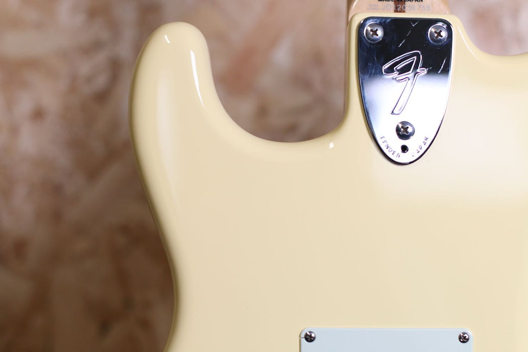 2013 Fender Japan MIJ Stratocaster LTD Edition '72 Vintage White w/Maple Fingerboard - Pre-owned