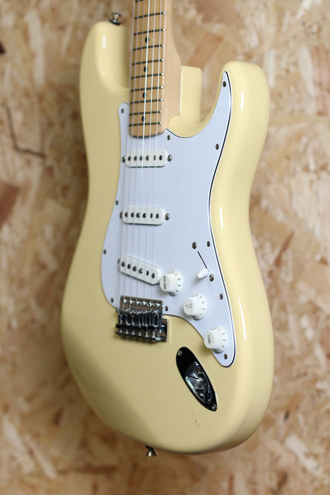 2013 Fender Japan MIJ Stratocaster LTD Edition '72 Vintage White w/Maple Fingerboard - Pre-owned