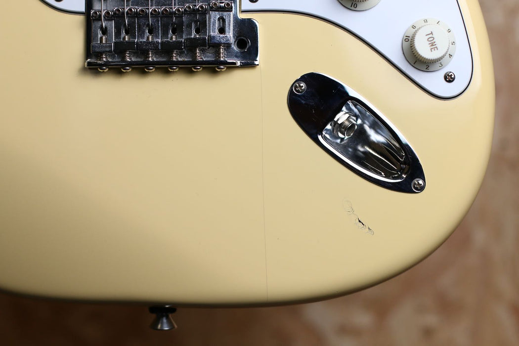 2013 Fender Japan MIJ Stratocaster LTD Edition '72 Vintage White w/Maple Fingerboard - Pre-owned