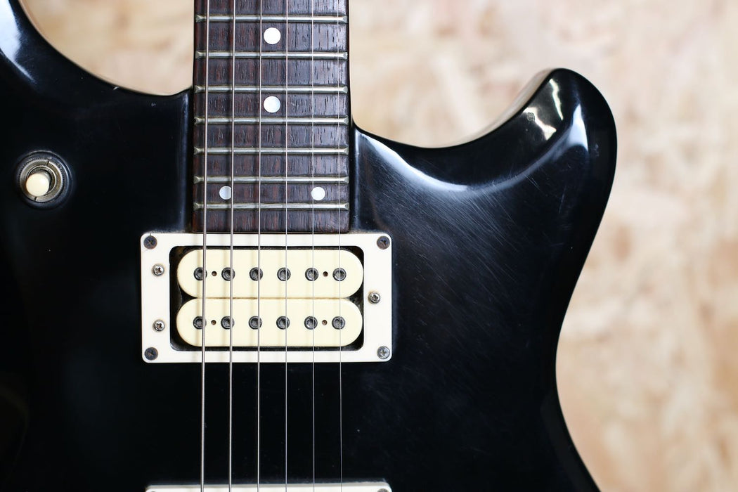 1979 Ibanez ST-50 Japan Electric Guitar in Black - Pre-owned