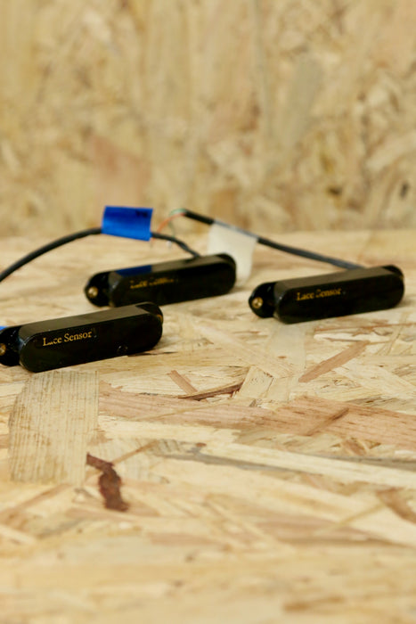 2015 Lace Sensor Gold Single Coil Pickups - Made In USA - Set of 3 - Pre-owned