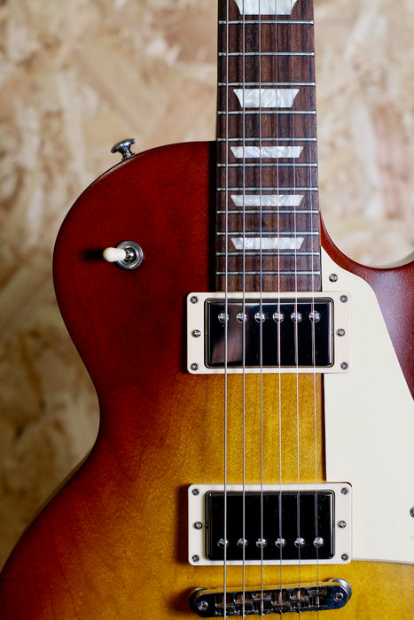 2019 Gibson Les Paul Tribute in Cherry Sunburst w/Gigbag - Pre-owned