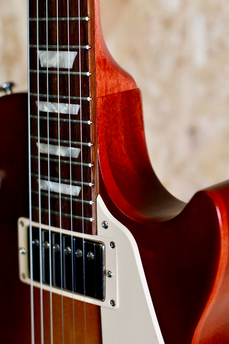 2019 Gibson Les Paul Tribute in Cherry Sunburst w/Gigbag - Pre-owned