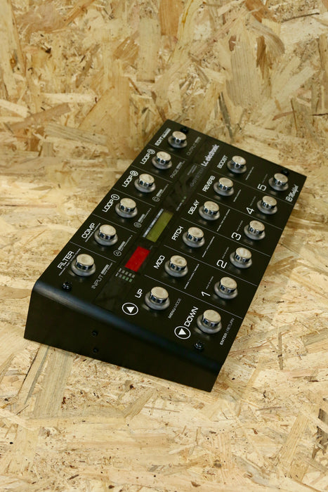 TC Electronic G System iB Modified Digital Effects Pedalboard - Pre-Owned