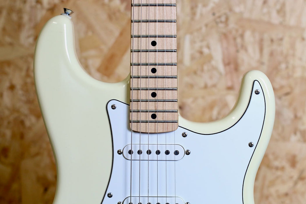 2024 Squier Affinity Stratocaster Olympic White - Pre-Owned