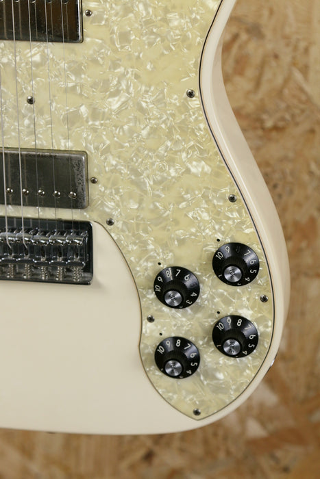 2012 Fender Chris Shiflett Telecaster in Arctic White w/Original Hardcase - Pre-owned