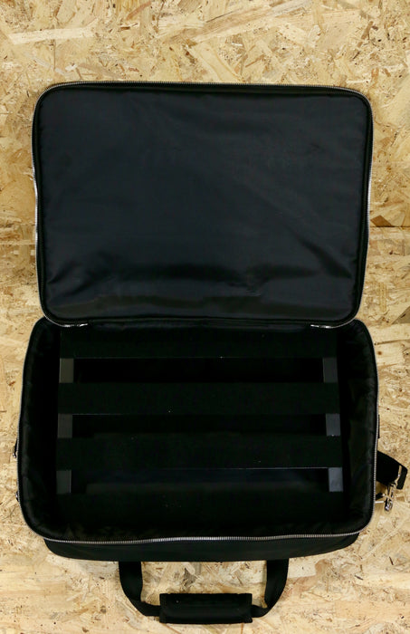 Pedaltrain Classic Junior Pedalboard with Padded Soft Case - Pre-owned