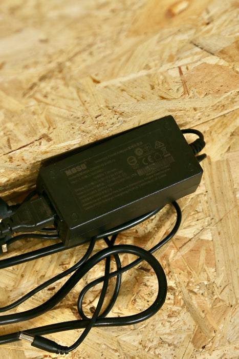 Positive Grid Spark 40 Amp in Pearl White - Including Power Supply - Pre-owned