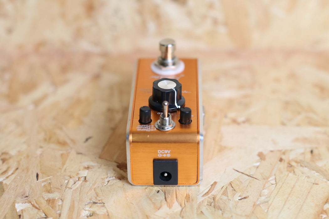 Rowin Modulation LEF-661 Chorus / Flanger / Phaser - Pre-owned