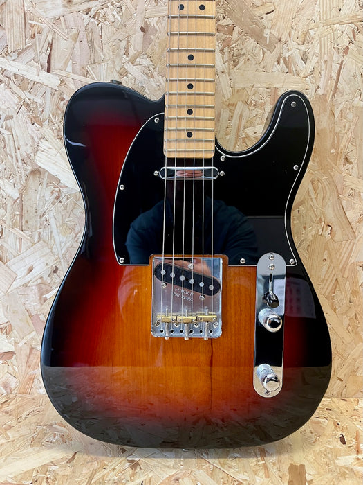 2017 Fender American Special Telecaster - Maple Fingerboard, 3-Color Sunburst - Pre-owned