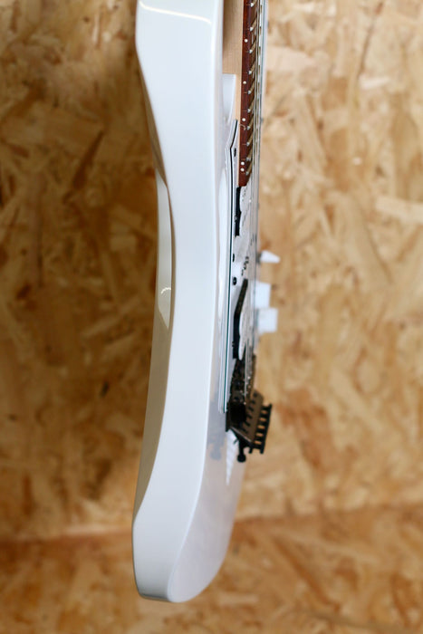 Ibanez JEM JR Electric Guitar in White - Pre-owned