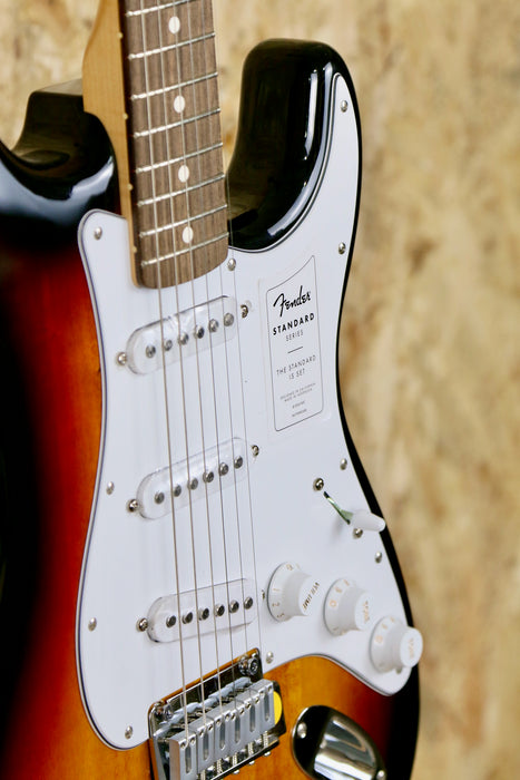 Fender Standard Stratocaster®, Laurel Fingerboard, White Pickguard, 3-Color Sunburst