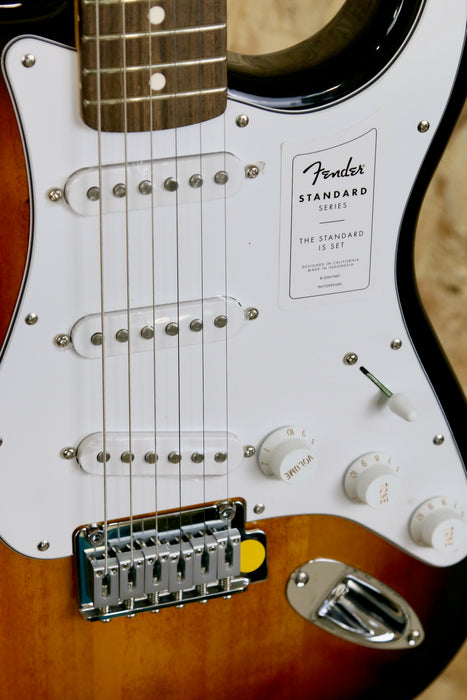 Fender Standard Stratocaster®, Laurel Fingerboard, White Pickguard, 3-Color Sunburst