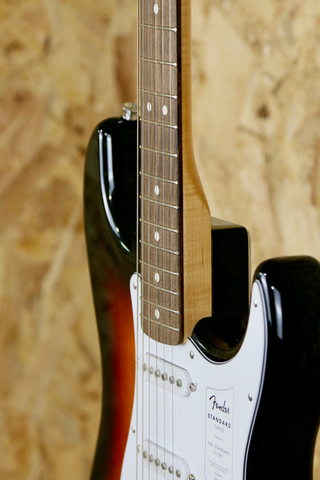 Fender Standard Stratocaster®, Laurel Fingerboard, White Pickguard, 3-Color Sunburst