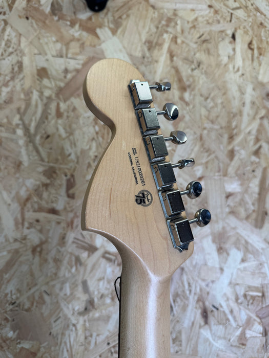 Fender USA American Performer Stratocaster®, Rosewood Fingerboard, Arctic White - Pre-Owned