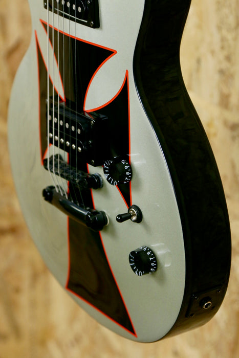 2004 Epiphone Baritone Iron Cross Les Paul Made In Korea - Pre-owned