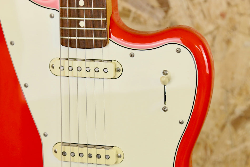 Fender Player II Jaguar®, Rosewood Fingerboard, Coral Red - B-Stock