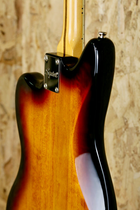 2025 Fender Squier Classic Vibe '70s Jaguar®, Laurel Fingerboard, 3-Color Sunburst - Pre-owned