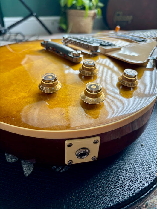 2004 Gibson Les Paul Classic 1960 Re-issue - Honey Burst w/OHSC + Papers