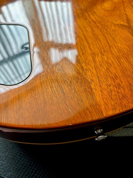 2004 Gibson Les Paul Classic 1960 Re-issue - Honey Burst w/OHSC + Papers