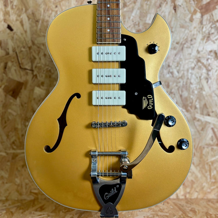 Guild SF1 Jet 90 Semi-Hollow Electric Guitar in Gold - Pre-Owned