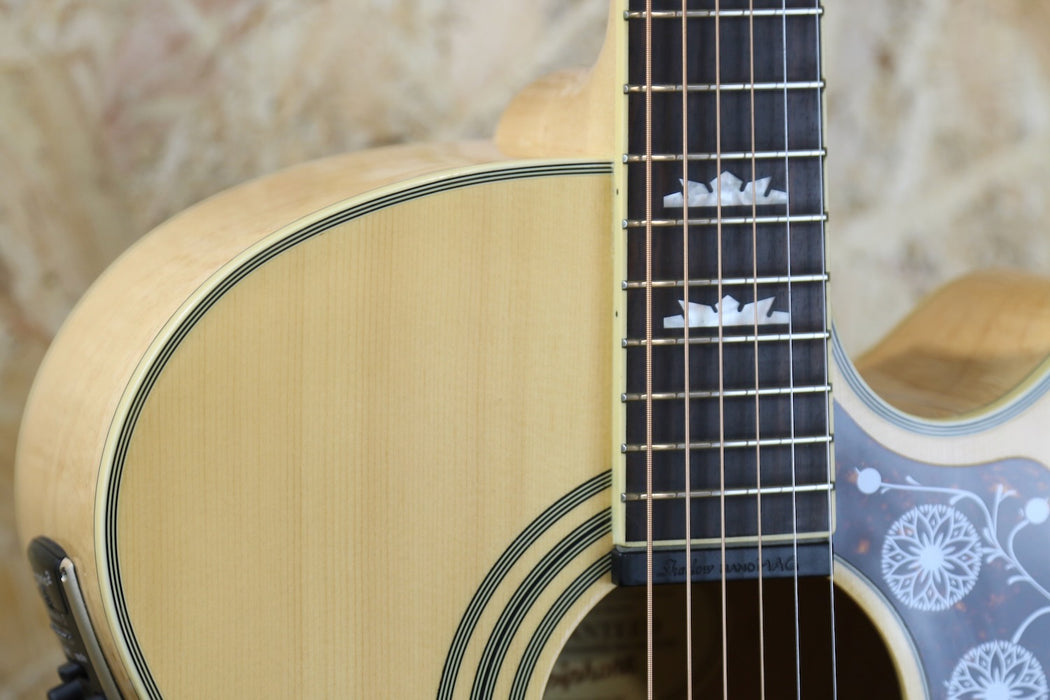 2013 Epiphone EJ200CE Jumbo Electro Acoustic Cutaway in Natural - Pre-Owned