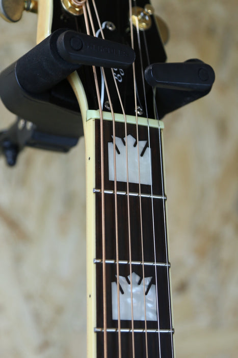 2013 Epiphone EJ200CE Jumbo Electro Acoustic Cutaway in Natural - Pre-Owned