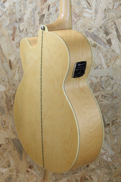 2013 Epiphone EJ200CE Jumbo Electro Acoustic Cutaway in Natural - Pre-Owned