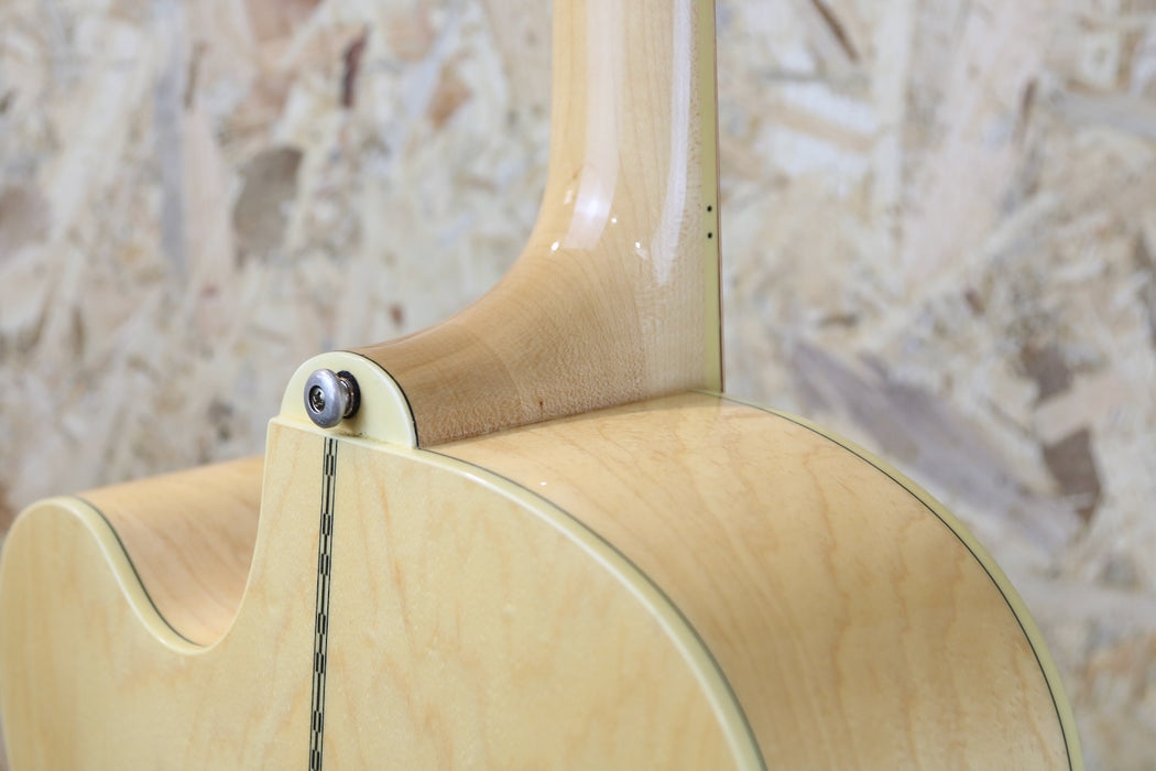 2013 Epiphone EJ200CE Jumbo Electro Acoustic Cutaway in Natural - Pre-Owned