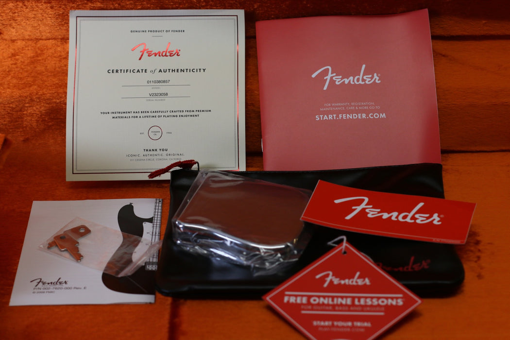 Fender American Vintage II 1963 Telecaster®, Rosewood Fingerboard, Surf Green - Pre-owned *As New - ON-HOLD