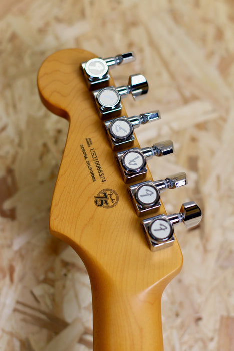 2021 Fender Stratocaster ULTRA Luxe in 2 Colour Sunburst w/OHSC - Pre-owned