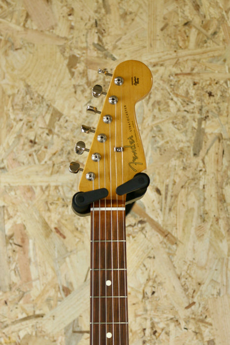 2022 Fender Vintera 60s Stratocaster in Ice Blue Metallic - Pre-owned