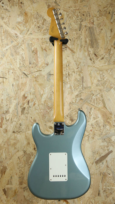 2022 Fender Vintera 60s Stratocaster in Ice Blue Metallic - Pre-owned