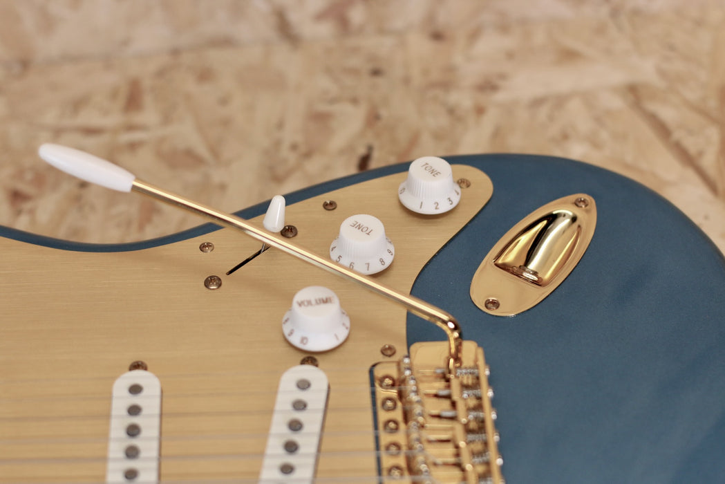 Squier Classic Vibe Stratocaster 40th Anniversary Lake Placid Blue - Pre-Owned