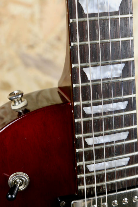 2020 Epiphone Les Paul Studio in Red - Pre-owned